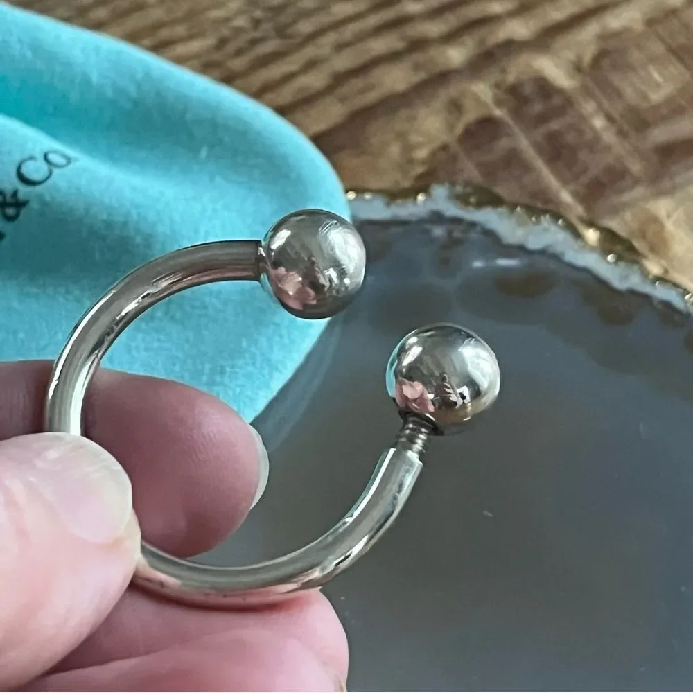 Authentic Tiffany & Co.® Key Ring in Sterling Silver - Beautiful! - Picture 2 of 5